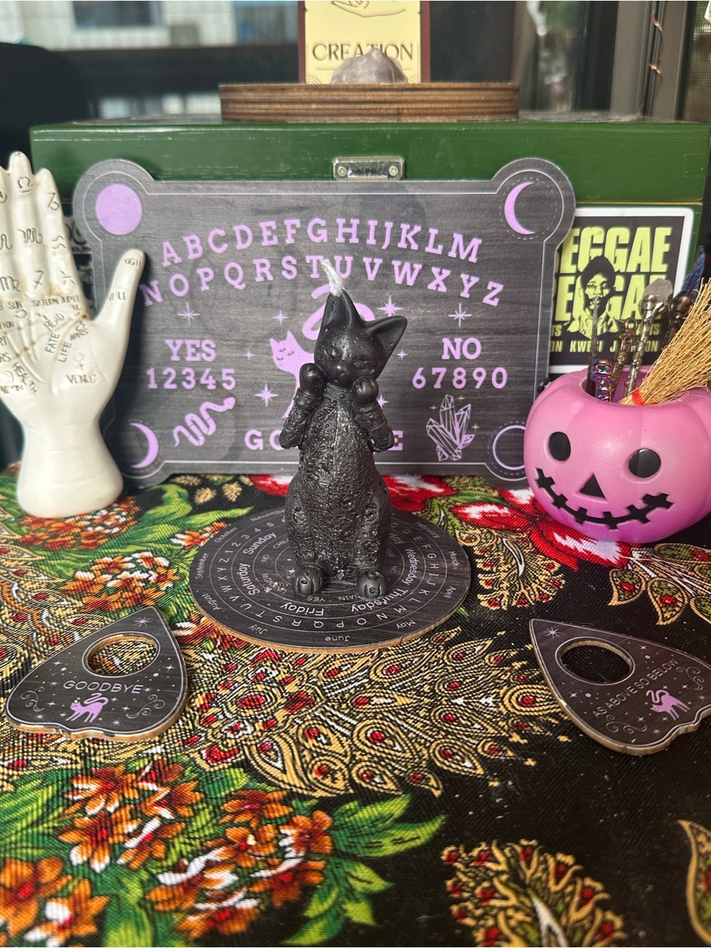 Midnight Familiar candle